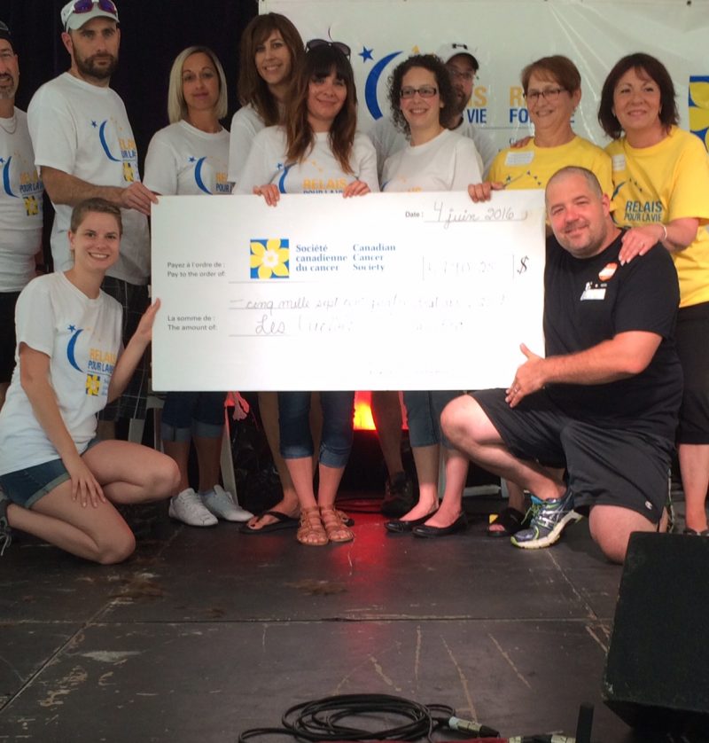 L'équipe des journaux Les 2 Rives et La Voix a recueilli près de 5800$ pour le Relais pour la vie de Sorel-Tracy. Au total, plus de 132 000$ en dons ont été recuillis lors de l'événement. | TC Media - Julie Lambert